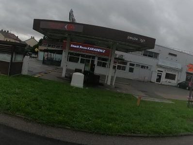 Vue de la rue à l’adresse de Snack Karadeniz