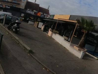 Vue de la rue à l’adresse de Crousty One