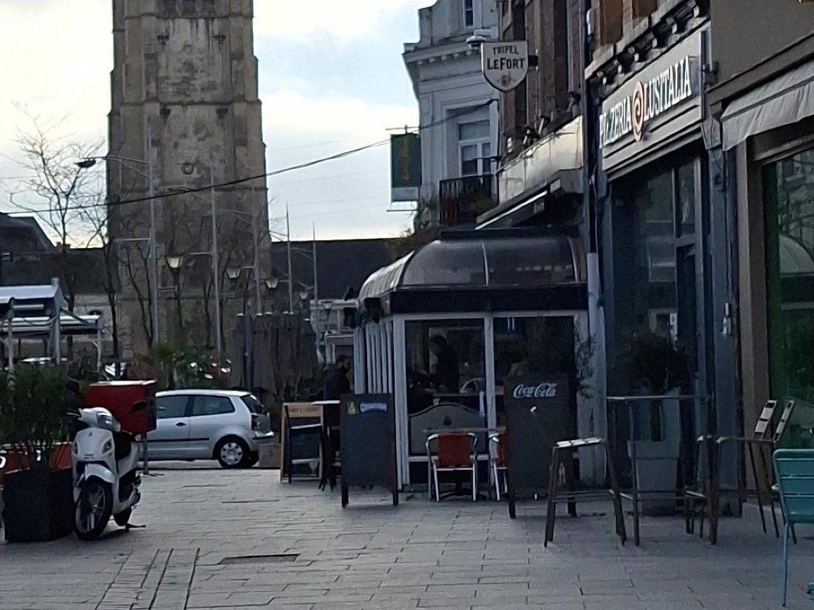 Vue de la rue à l’adresse de Chick'n Beef