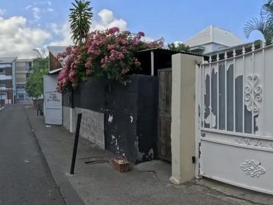Vue de la rue à l’adresse de Le Bar à 4