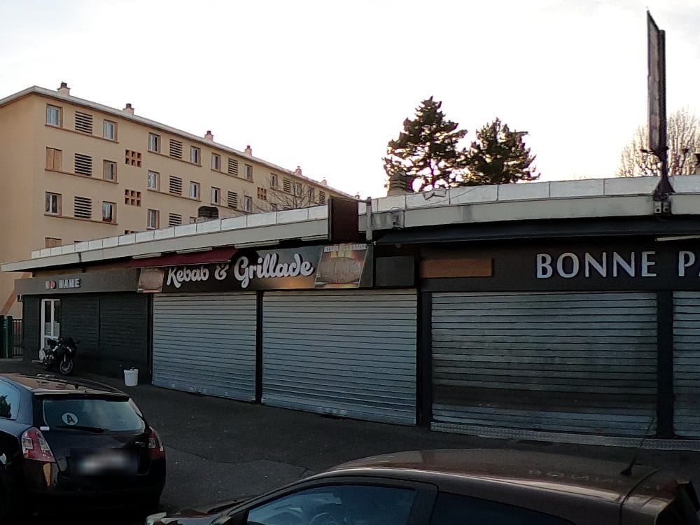 Vue de la rue à l’adresse de Kebab et Grillade