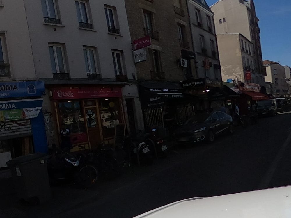 Vue de la rue à l’adresse de Boucherie La Gazelle 2