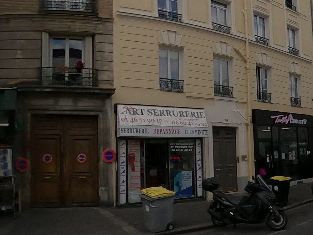 Vue de la rue à l’adresse de Tasty Crousty