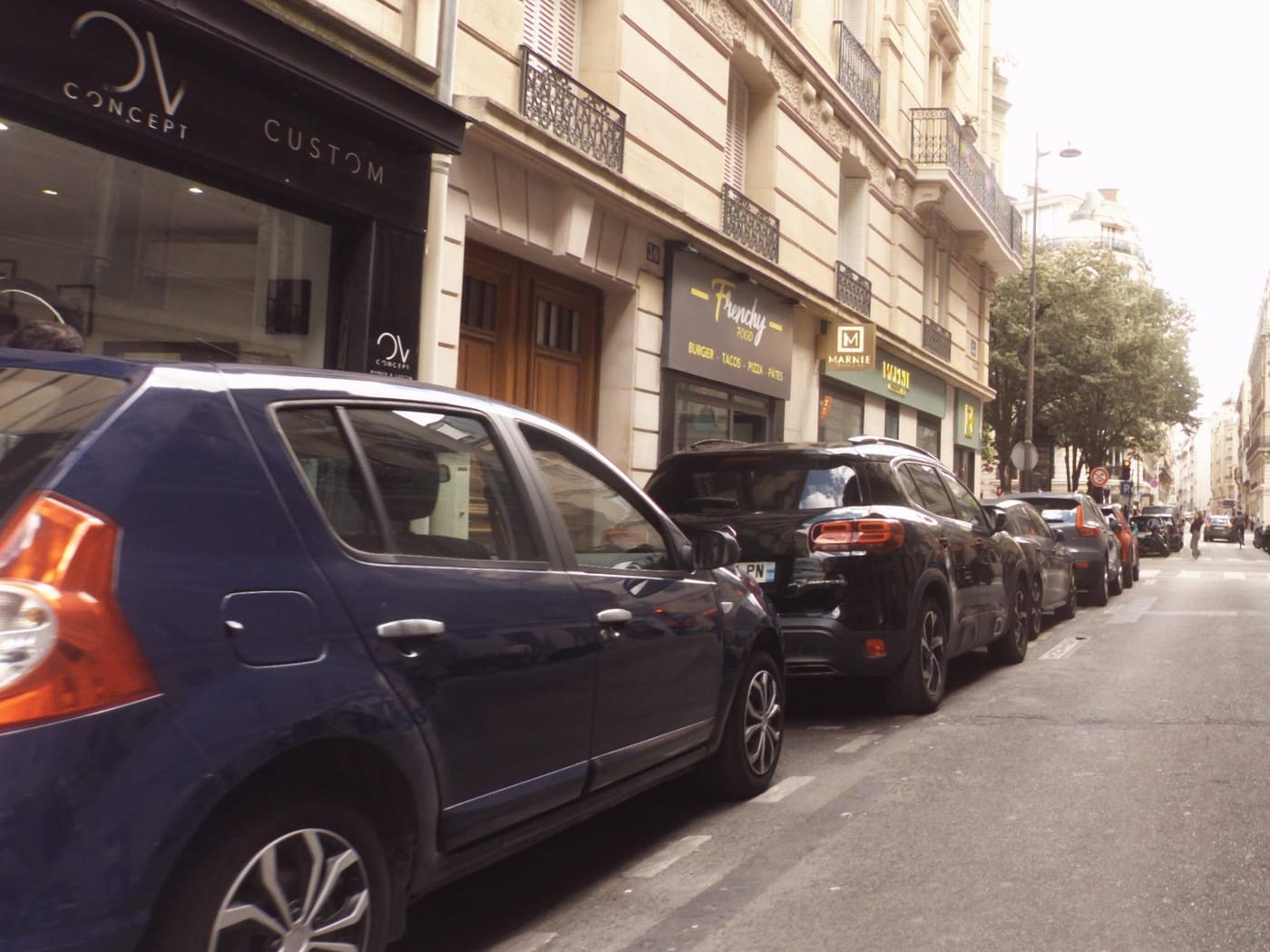 Vue de la rue à l’adresse de Frenchy Food