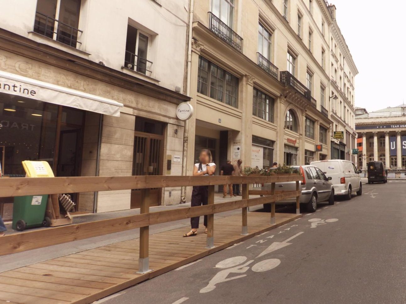 Vue de la rue à l’adresse de Monop'