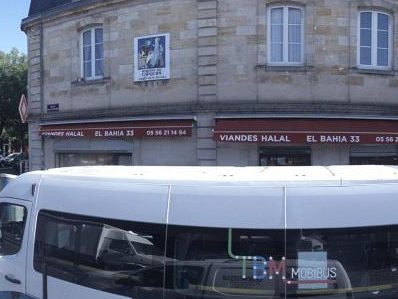 Vue de la rue à l’adresse de El Bahia 33 Viande Hallal