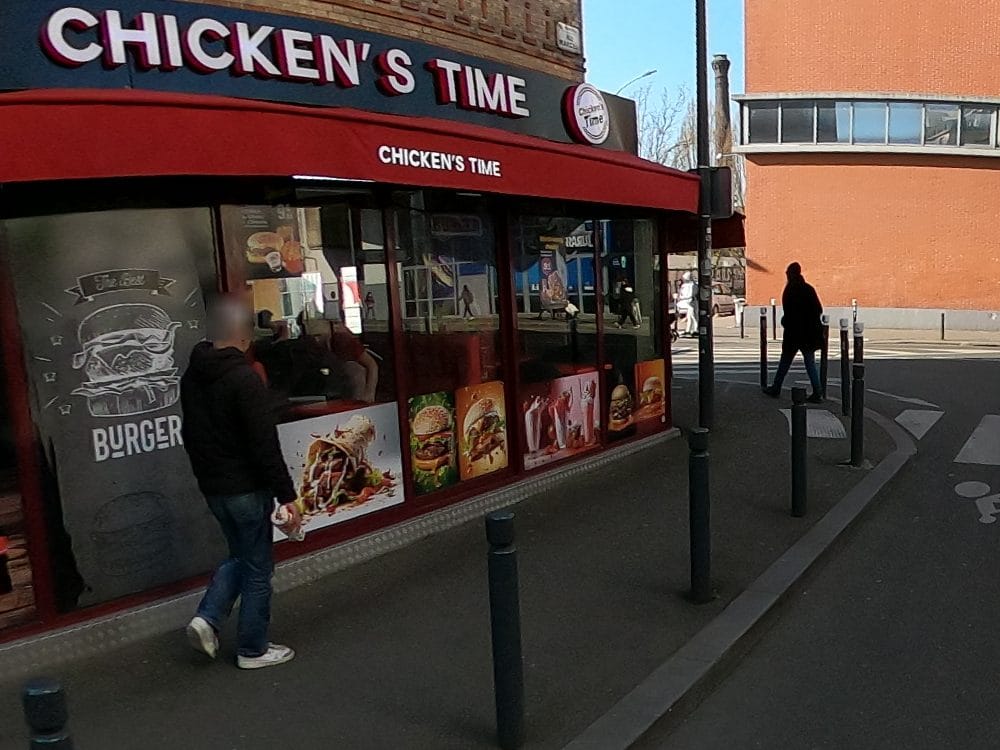 Vue de la rue à l’adresse de Chicken's Time