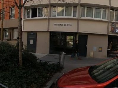 Vue de la rue à l’adresse de Al Baraka