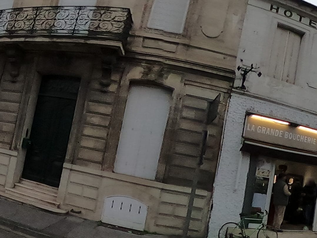 Vue de la rue à l’adresse de Market Boucherie Halal