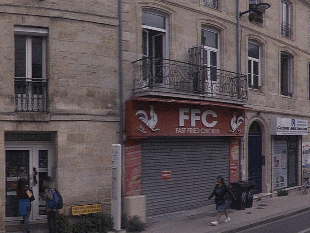 Vue de la rue à l’adresse de Best Eat