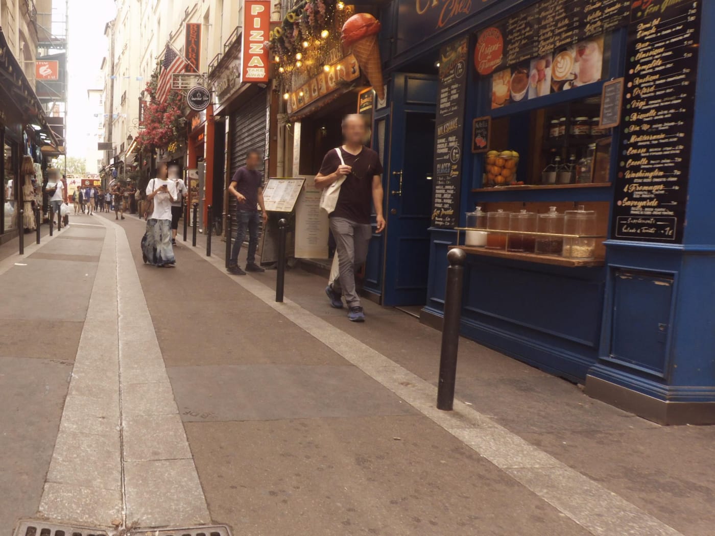 Vue de la rue à l’adresse de Oriental Bowl