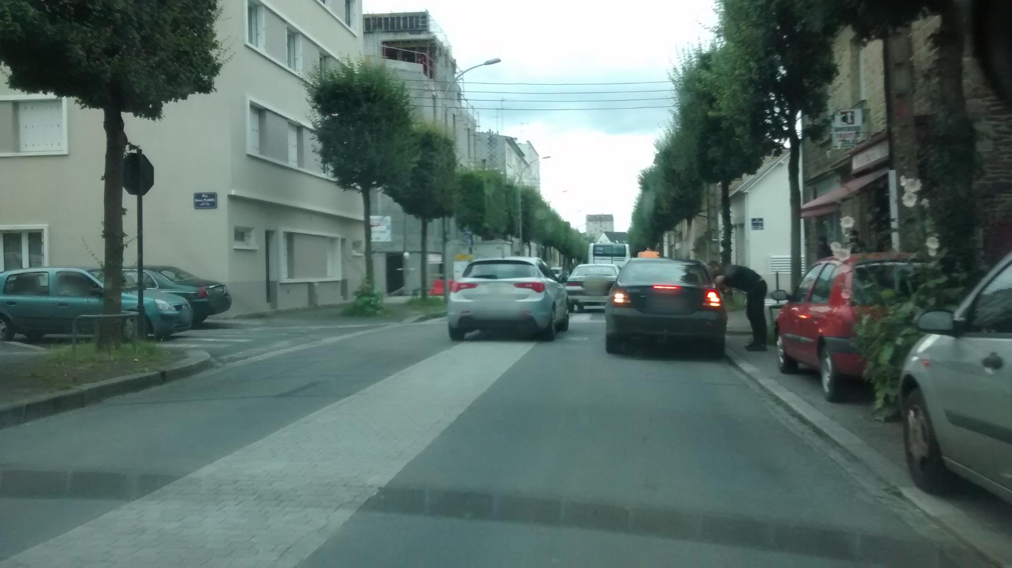 Vue de la rue à l’adresse de La Baraka