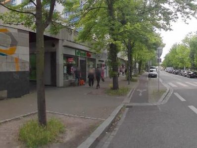 Vue de la rue à l’adresse de Tasty Crousty