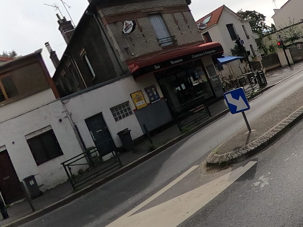 Vue de la rue à l’adresse de Chicken Spot