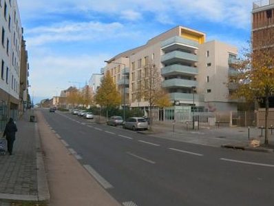 Vue de la rue à l’adresse de Carrefour City