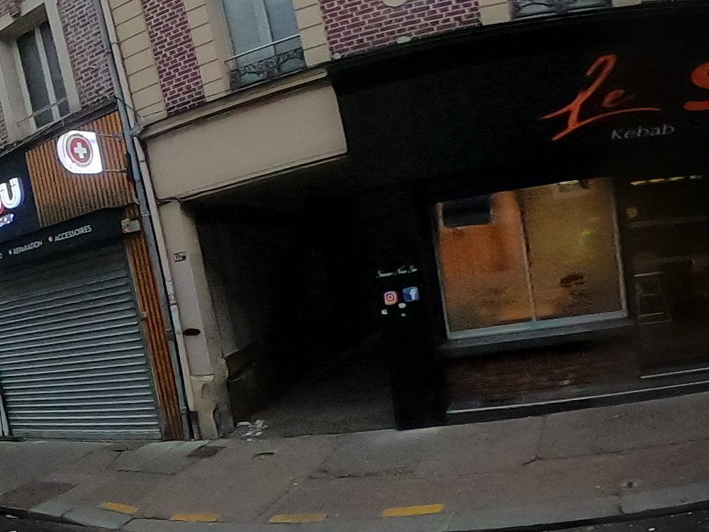 Vue de la rue à l’adresse de Le Safir