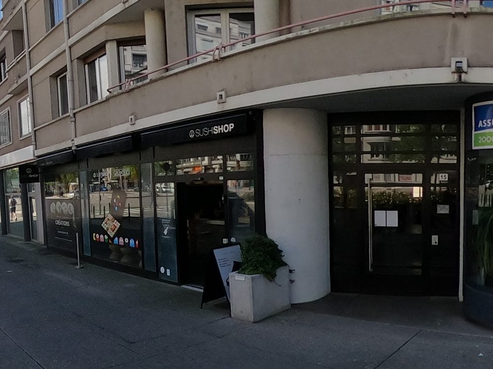Vue de la rue à l’adresse de Sushi Shop