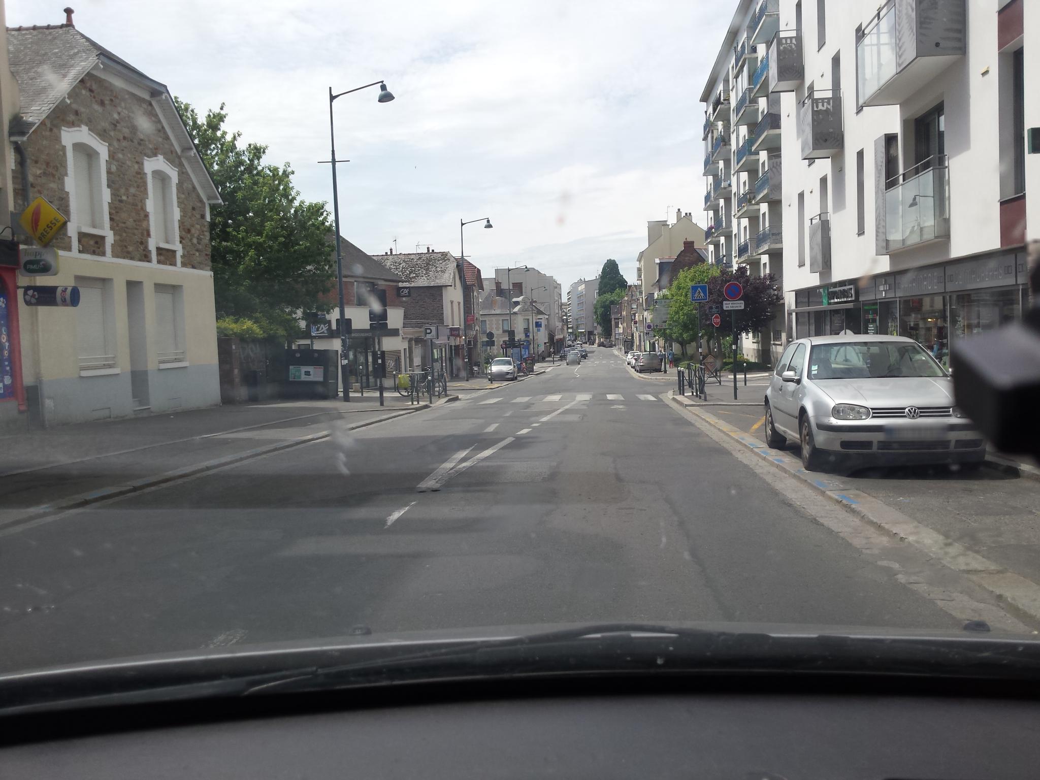 Vue de la rue à l’adresse de Saka Kebab