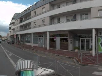 Vue de la rue à l’adresse de Carrefour City
