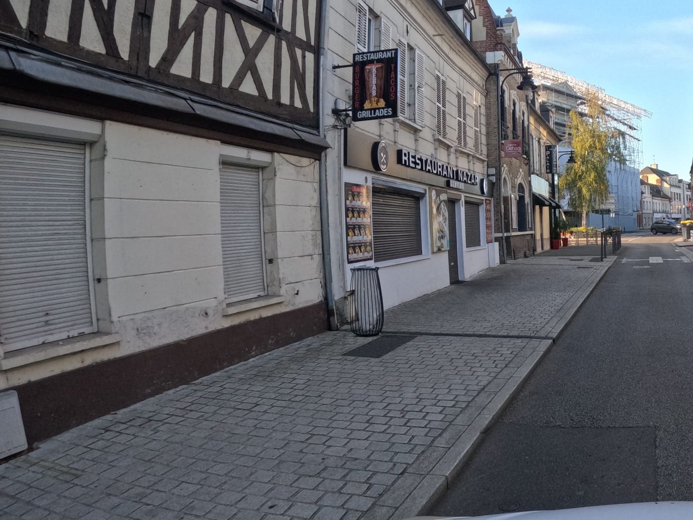 Vue de la rue à l’adresse de Nazar Restaurant