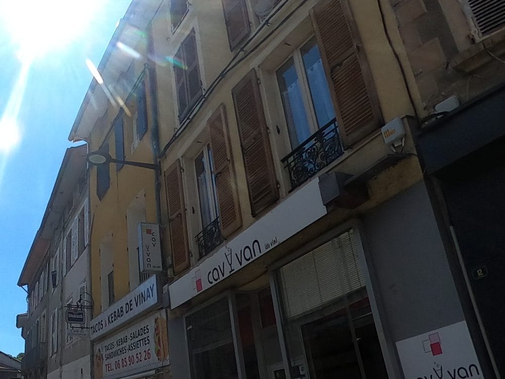 Vue de la rue à l’adresse de Tacos et Kebab de Vinay
