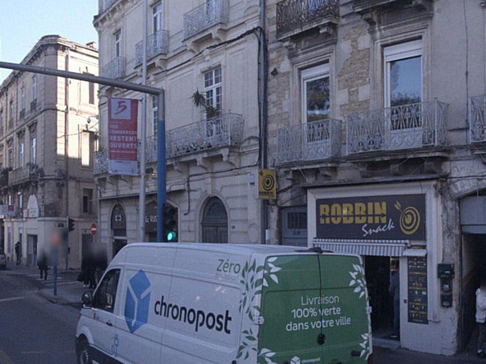 Vue de la rue à l’adresse de Robbin Snack