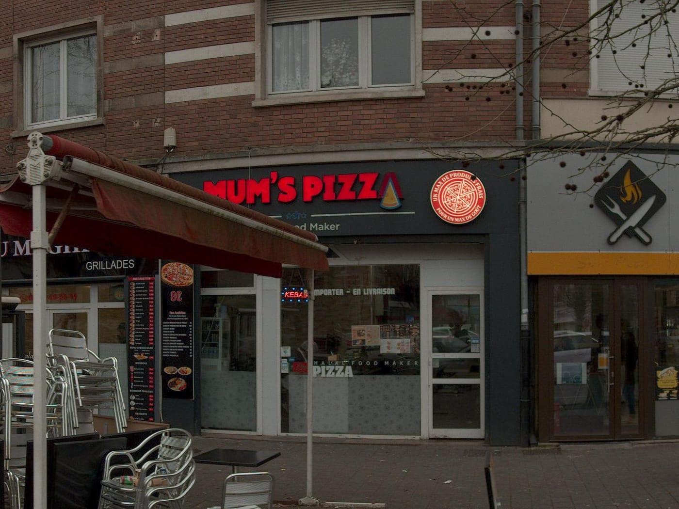 Vue de la rue à l’adresse de Mum's pizza