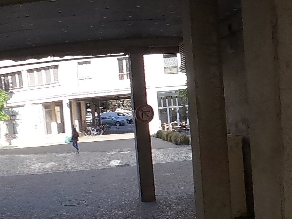 Vue de la rue à l’adresse de L'oriental