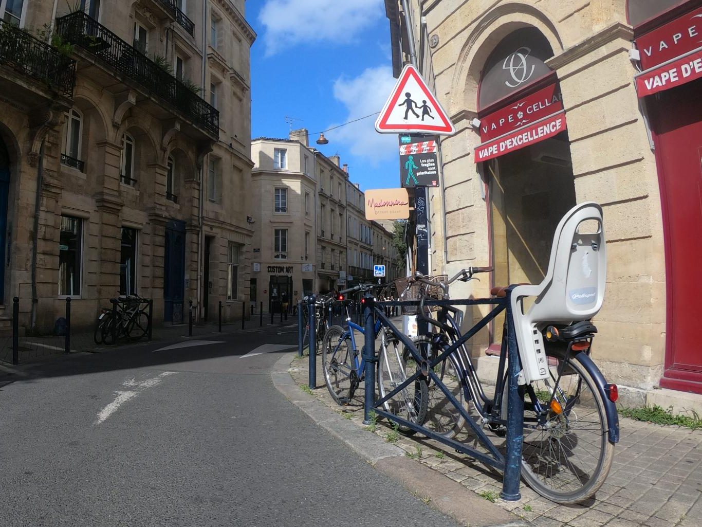 Vue de la rue à l’adresse de Big Black Cook - Carribean Food