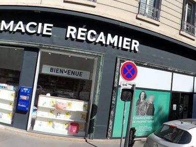 Vue de la rue à l’adresse de Kiwee la saladerie