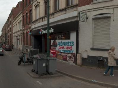 Vue de la rue à l’adresse de Domino's