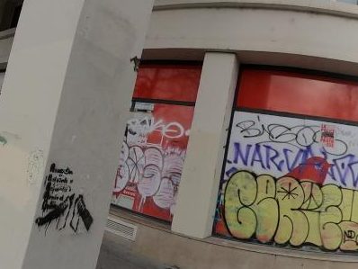 Vue de la rue à l’adresse de Auchan Supermarché