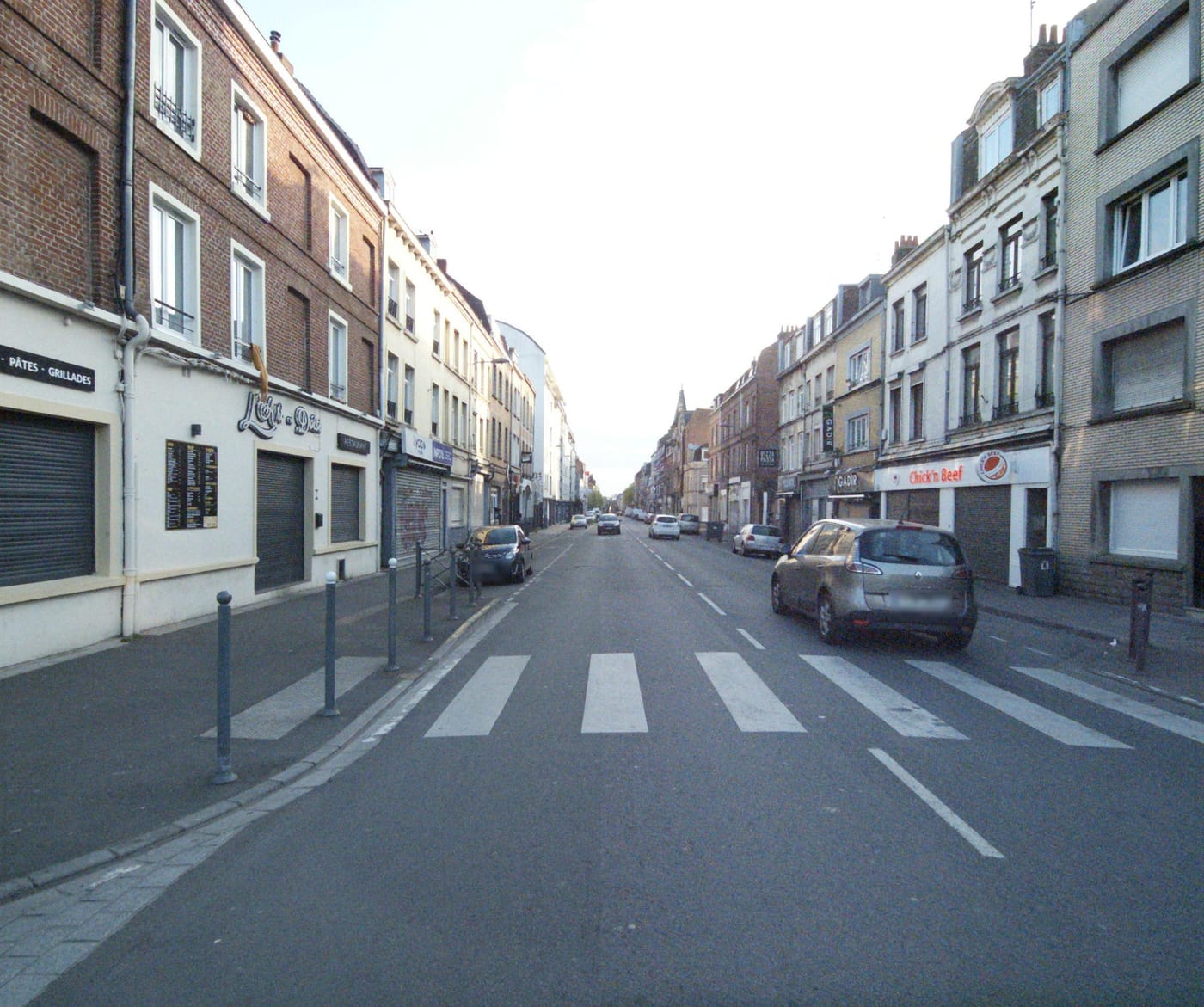 Vue de la rue à l’adresse de Snack Le 215