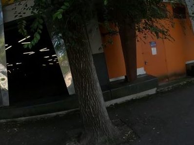 Vue de la rue à l’adresse de Quick